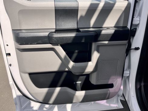 Used 2018 Ford F250 XL w/ Power Equipment Group RWD image 16