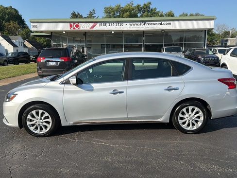 Used 2019 Nissan Sentra SV FWD image 8