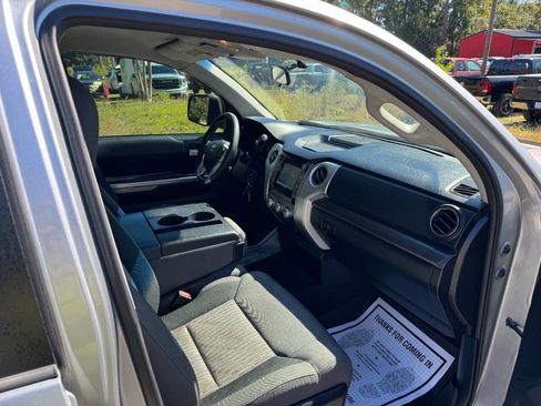 Used 2014 Toyota Tundra SR image 16