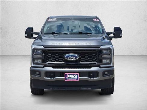 Used 2024 Ford F250 Lariat w/ Lariat Ultimate Package AWD/4WD image 2