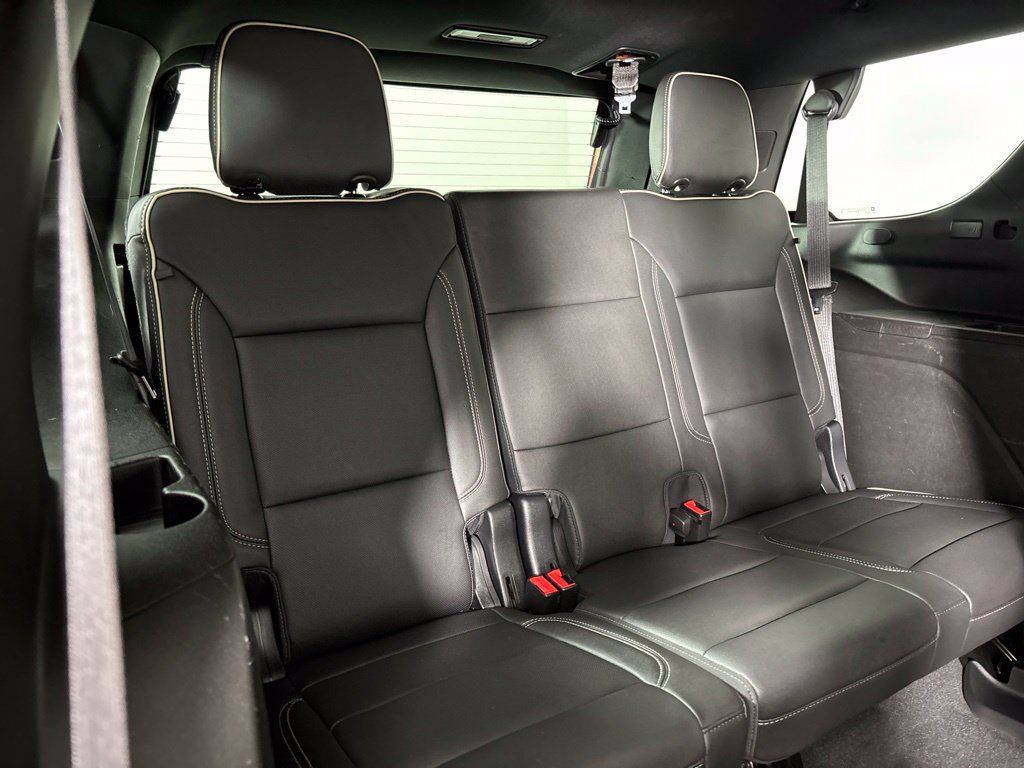 Certified 2021 Chevrolet Tahoe Premier AWD/4WD image 16