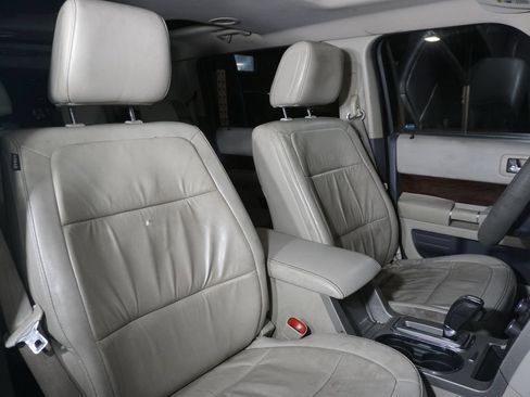 Used 2009 Ford Flex SEL AWD/4WD image 19