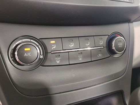 Used 2017 Nissan Sentra S image 23