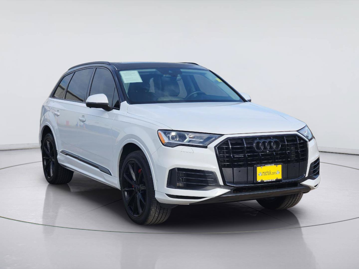Used 2020 Audi Q7 3.0T Premium Plus w/ Premium Plus Package AWD/4WD image 3