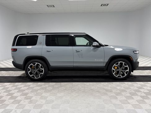 Used 2023 Rivian R1S Launch Edition AWD/4WD image 6