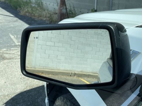 Used 2019 Chevrolet Silverado 1500 RST w/ True North Edition AWD/4WD image 7