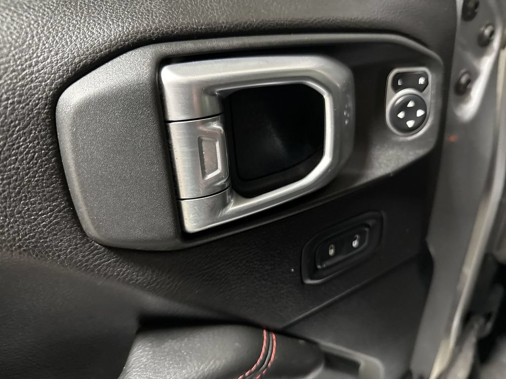 Used 2019 Jeep Wrangler Unlimited Rubicon AWD/4WD image 22