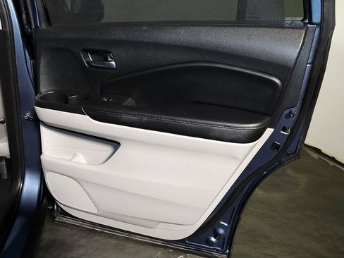 Used 2022 Honda Pilot Elite image 32