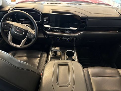 Used 2022 GMC Sierra 1500 Elevation w/ Elevation Premium Package AWD/4WD image 28