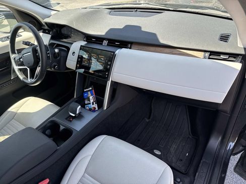 Used 2025 Land Rover Discovery Sport S AWD/4WD image 13