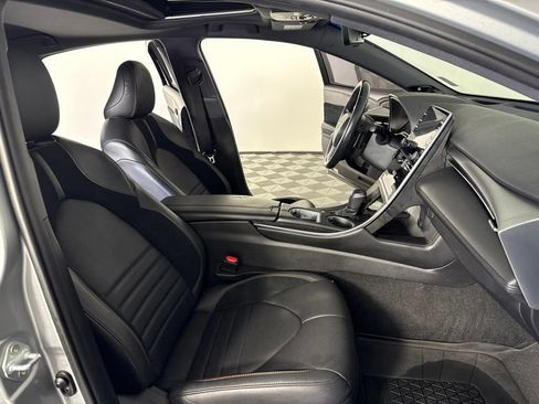 Used 2022 Toyota Avalon Touring w/ Advanced Safety Package FWD image 38