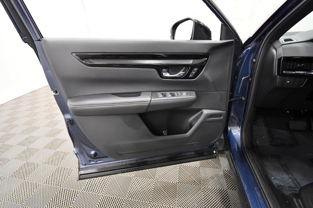 Certified 2026 Honda CR-V Sport Touring image 13