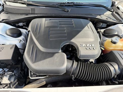 Used 2023 Chrysler 300 S RWD image 12