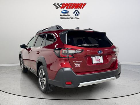 Certified 2025 Subaru Outback Limited image 5