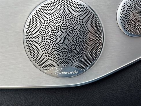 Used 2019 Mercedes-Benz GLC 300 4MATIC image 17