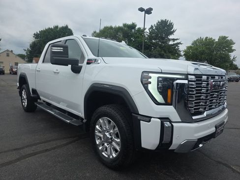 Used 2024 GMC Sierra 3500 Denali w/ Denali Reserve Package AWD/4WD image 15