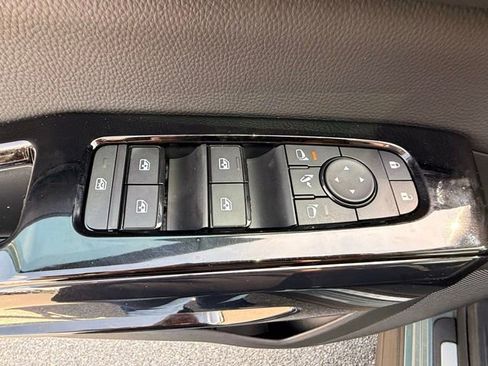 New 2026 Nissan Pathfinder Platinum w/ Cargo Package AWD/4WD image 11