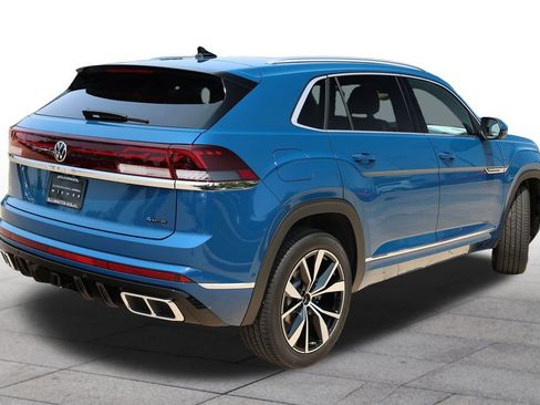 Used 2025 Volkswagen Atlas Cross Sport SEL Premium R-Line AWD/4WD image 3