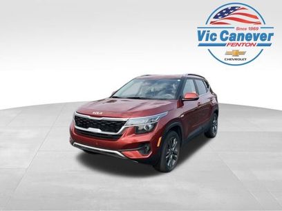 Used 2023 Kia Seltos S w/ Navigation Package
