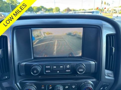 Used 2018 Chevrolet Silverado 1500 LT w/ All Star Edition AWD/4WD image 2