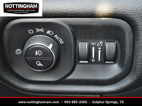 Used 2025 RAM 1500 Laramie image 17