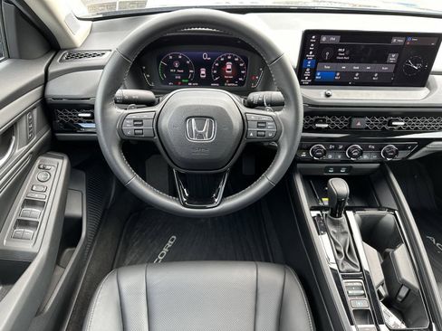 Certified 2025 Honda Accord EX-L image 12