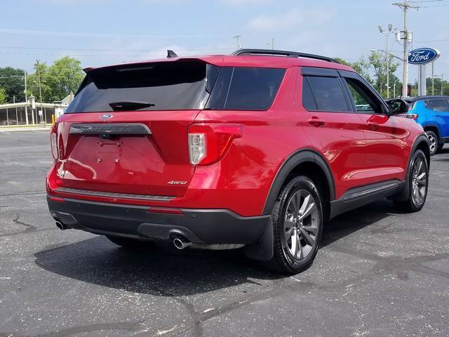 Used 2021 Ford Explorer XLT w/ Equipment Group 202A AWD/4WD image 5