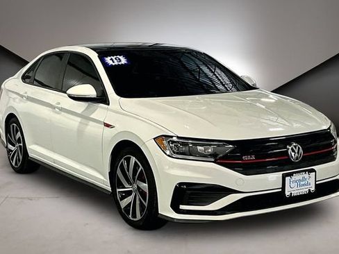 Used 2019 Volkswagen Jetta GLI Autobahn FWD image 3