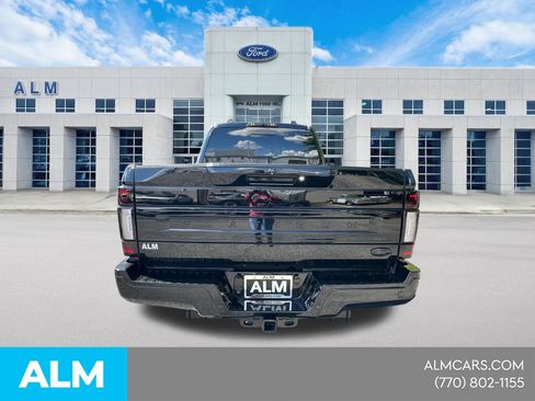 Used 2022 Ford F250 Platinum AWD/4WD image 9