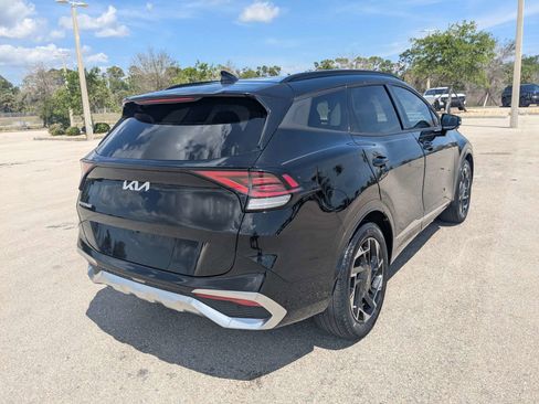 Certified 2023 Kia Sportage SX FWD image 5