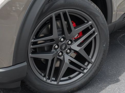 New 2026 Ford Explorer ST-Line w/ ST-Line Street Pack RWD image 2
