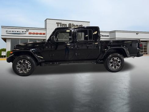 Used 2026 Jeep Gladiator Sport AWD/4WD image 2