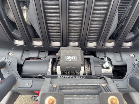 Used 2018 Jeep Wrangler Unlimited Rubicon w/ Dual Top Group image 33
