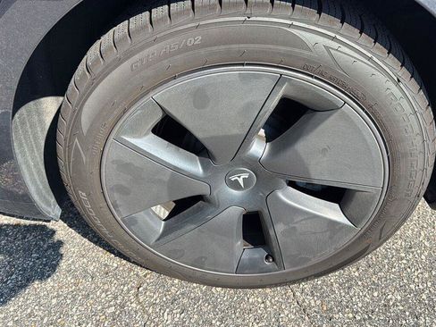 Used 2023 Tesla Model 3 Standard Range RWD image 4