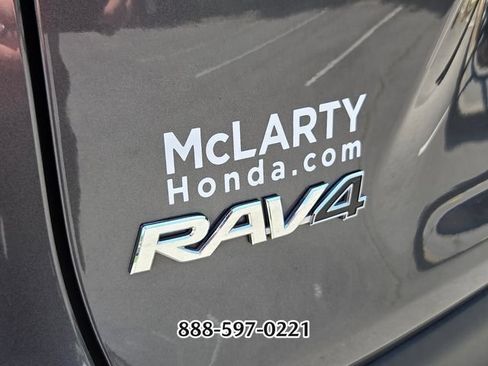 Used 2025 Toyota RAV4 XLE FWD image 13