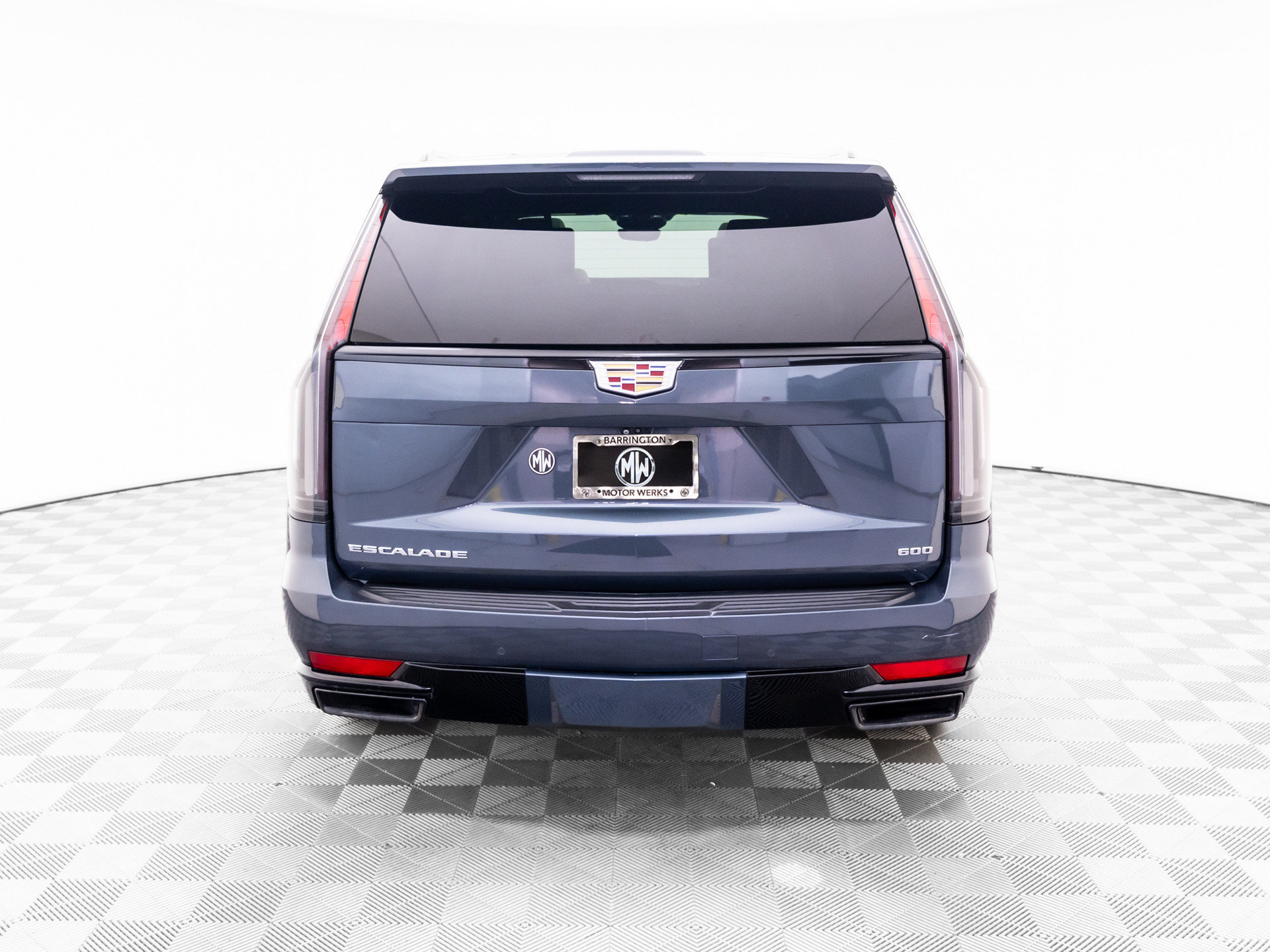 Used 2021 Cadillac Escalade ESV Sport w/ Driver Assist Tech Package AWD/4WD image 4