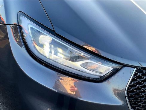 Used 2022 Chrysler Pacifica Touring-L image 30