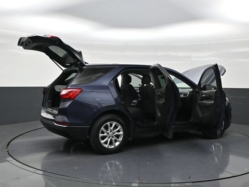 Used 2018 Chevrolet Equinox LT FWD image 28