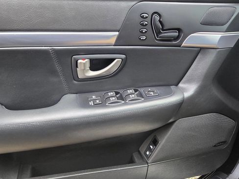 Used 2008 Kia Amanti w/ Leather Pkg image 26