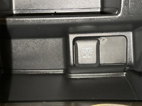 Used 2017 Honda Pilot LX image 25