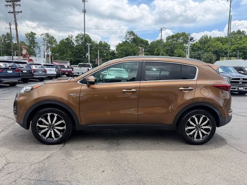 Used 2019 Kia Sportage EX AWD/4WD image 5