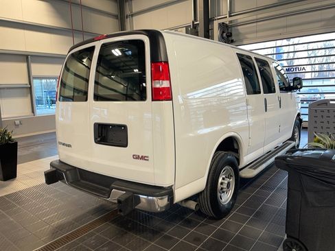 Used 2024 GMC Savana 2500 CARGO w/ Driver Convenience Package image 19