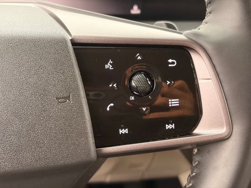 Certified 2025 Nissan Murano SV AWD/4WD image 27