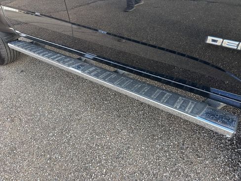 Used 2018 GMC Canyon Denali image 14