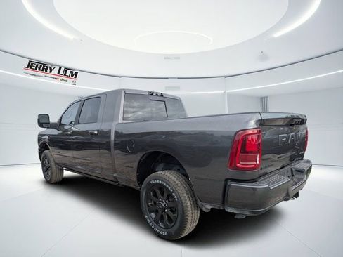 New 2026 RAM 2500 Laramie AWD/4WD image 5