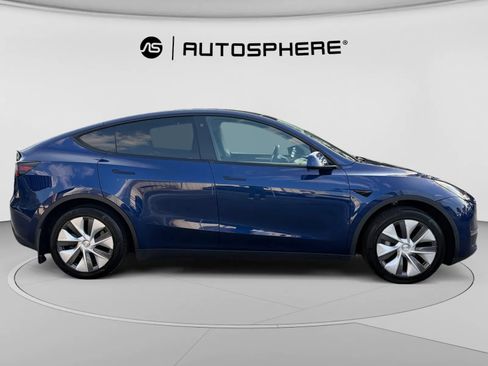 Used 2023 Tesla Model Y Long Range AWD/4WD image 10