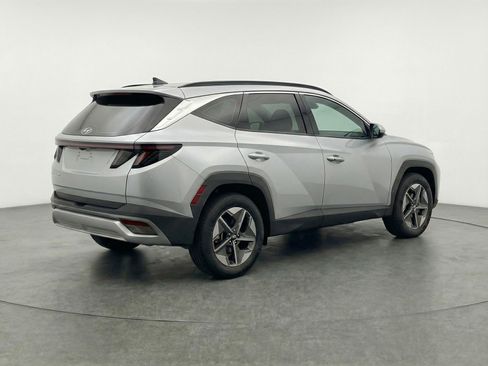 Used 2025 Hyundai Tucson SEL image 9