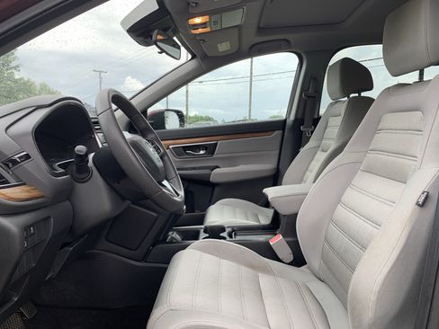 Used 2017 Honda CR-V EX image 16