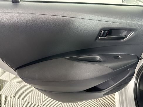 Used 2023 Toyota Corolla LE image 24