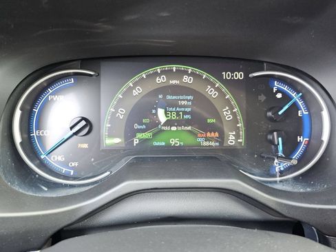 Used 2024 Toyota RAV4 LE AWD/4WD image 29